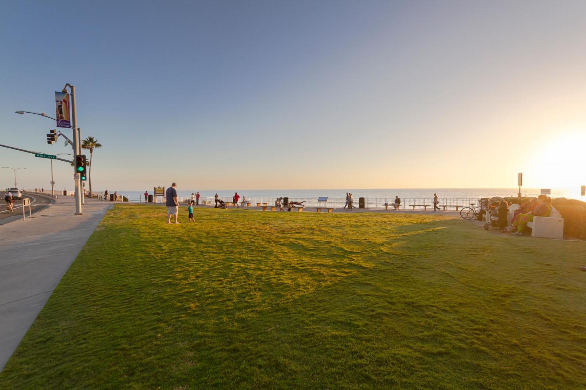 90 Walk Score, Steps To Beach, Dining Villa Carlsbad Exterior photo